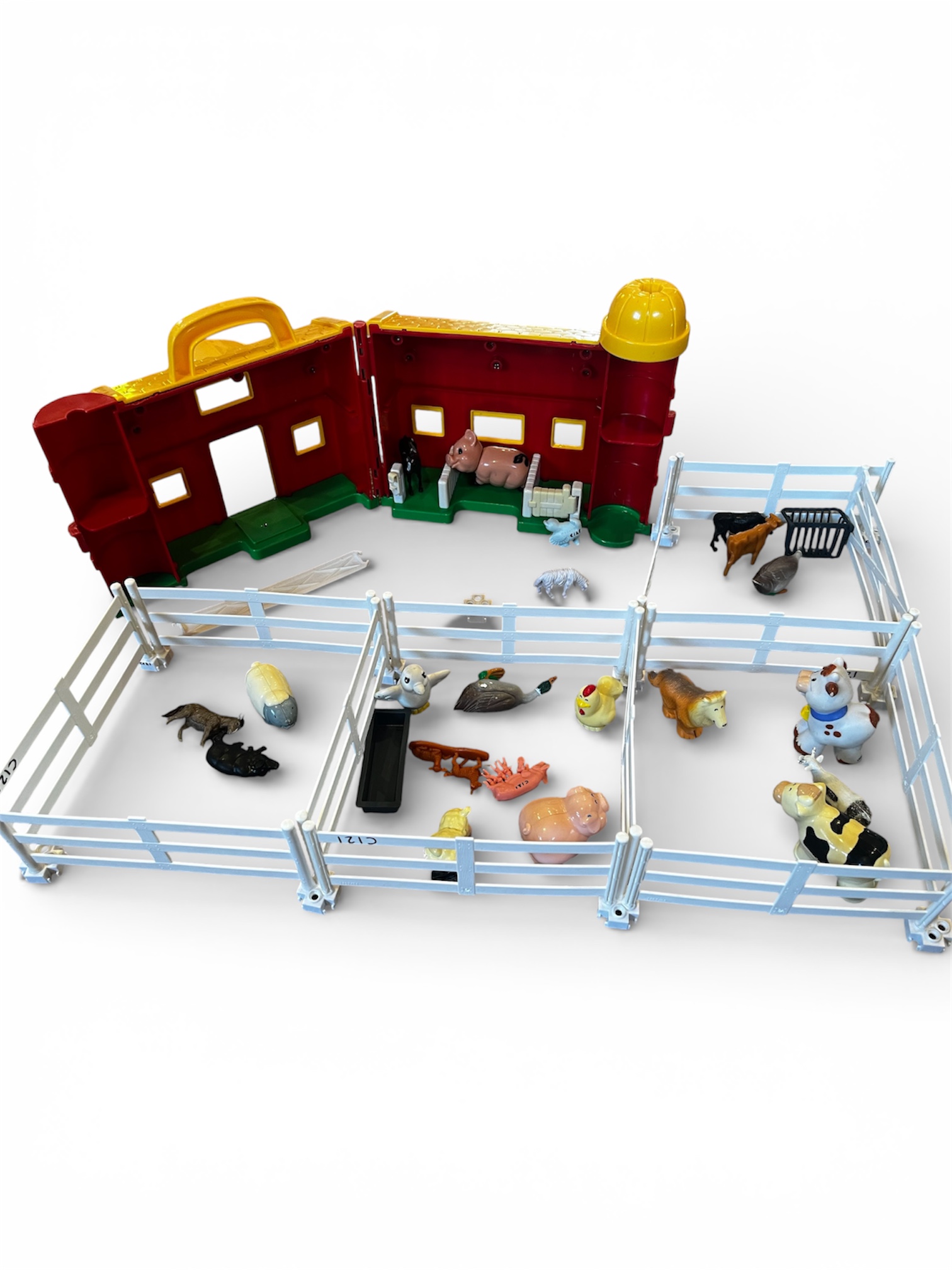 Fold up farm yard set